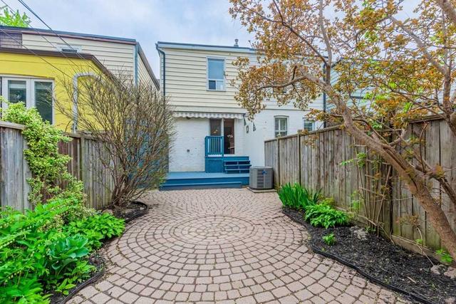34 Stephenson Ave, House semidetached with 3 bedrooms, 2 bathrooms and 1 parking in Toronto ON | Image 15