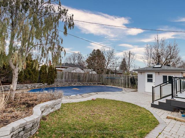 4 Shipley Rd, House detached with 3 bedrooms, 2 bathrooms and 4 parking in Toronto ON | Image 31