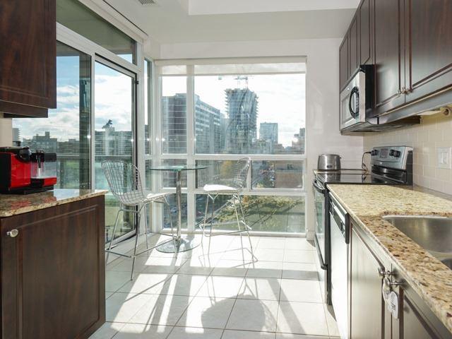 809 - 88 Broadway Ave, Condo with 2 bedrooms, 2 bathrooms and 1 parking in Toronto ON | Image 12