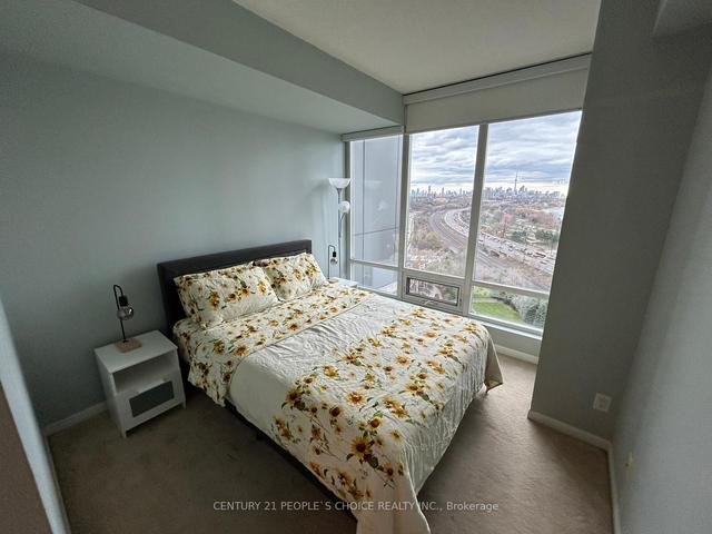 1608 - 15 Windermere Ave, Condo with 1 bedrooms, 2 bathrooms and 1 parking in Toronto ON | Image 11