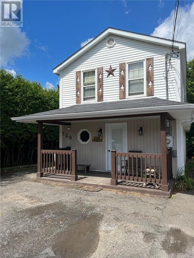 186 Chapel, House detached with 2 bedrooms, 1 bathrooms and null parking in Grand Falls NB | Card Image