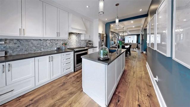 179 Gilbert Ave, House detached with 3 bedrooms, 4 bathrooms and 1 parking in Toronto ON | Image 2
