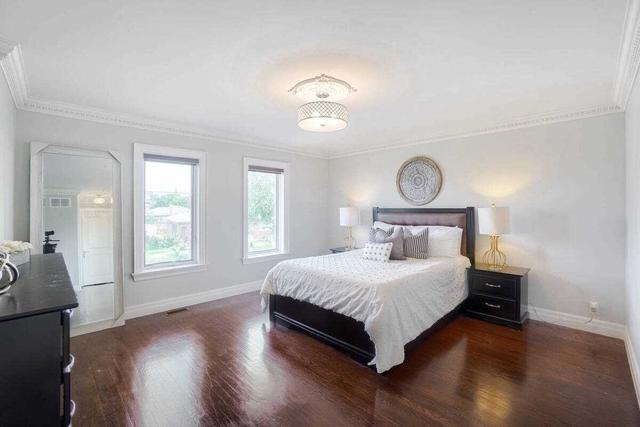 2 Muir Ave, House detached with 4 bedrooms, 5 bathrooms and 6 parking in Toronto ON | Image 18