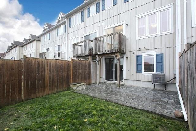 67 Connell Lane, Townhouse with 3 bedrooms, 3 bathrooms and 2 parking in Clarington ON | Image 16