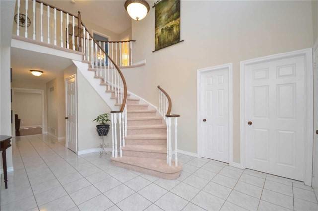289 Kirby Cres, House detached with 4 bedrooms, 4 bathrooms and 4 parking in Newmarket ON | Image 4