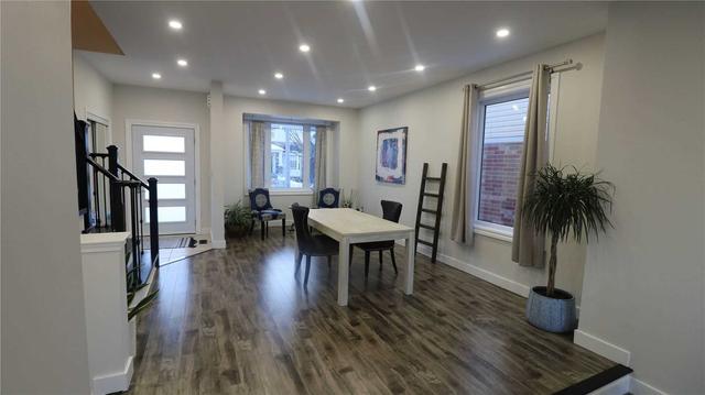 14 Sherbo Cres, House detached with 3 bedrooms, 3 bathrooms and 3 parking in Brampton ON | Image 18