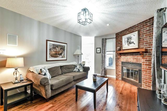 22 Conover Crt, House detached with 4 bedrooms, 4 bathrooms and 4 parking in Brampton ON | Image 8