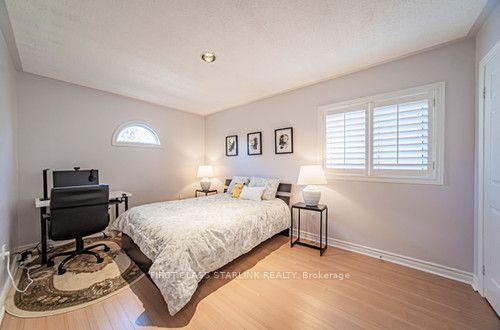2576 Strathmore Cres, House detached with 4 bedrooms, 4 bathrooms and 6 parking in Mississauga ON | Image 25