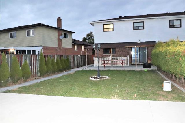 3889 Rhinebank St, House semidetached with 3 bedrooms, 3 bathrooms and 5 parking in Mississauga ON | Image 7