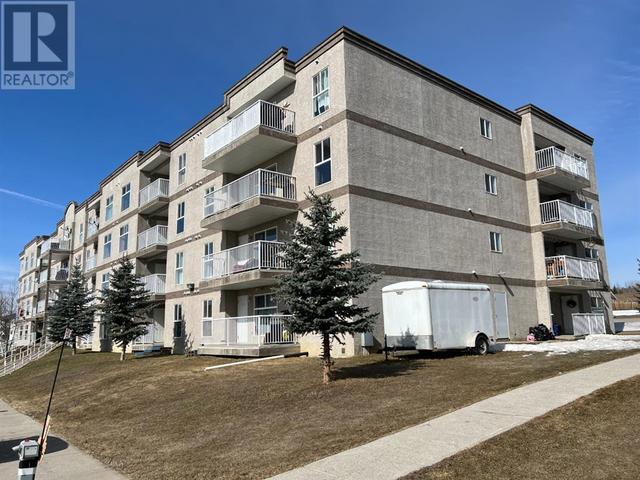 410, - 1615 41 Street, Condo with 2 bedrooms, 2 bathrooms and 1 parking in Edson AB | Card Image