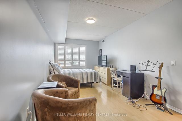 302 - 160 Wellington St E, Condo with 2 bedrooms, 2 bathrooms and 1 parking in Aurora ON | Image 13