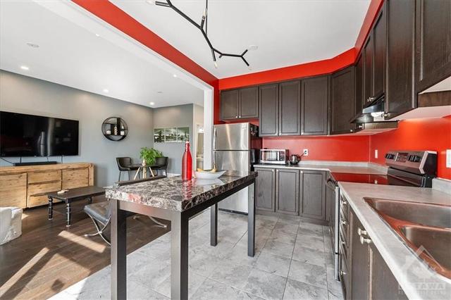 228 Willow Aster Circle, Townhouse with 3 bedrooms, 3 bathrooms and 3 parking in Ottawa ON | Image 15