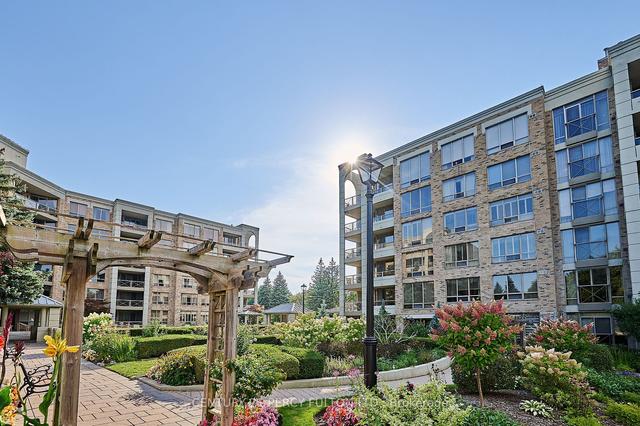 104 - 225 The Donway W, Condo with 2 bedrooms, 3 bathrooms and 1 parking in Toronto ON | Image 24