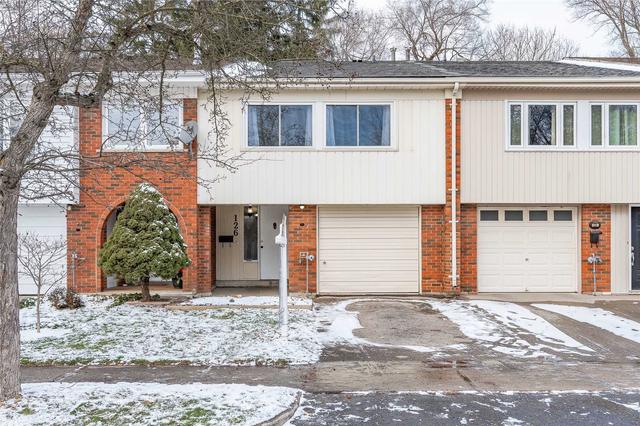 126 Overlea Dr, House attached with 3 bedrooms, 2 bathrooms and 2 parking in Kitchener ON | Image 1