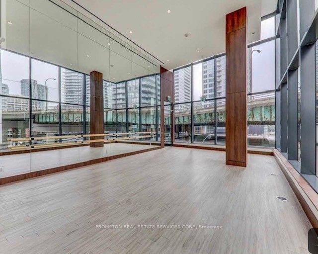 2801 - 70 Queens Wharf Rd, Condo with 1 bedrooms, 1 bathrooms and 1 parking in Toronto ON | Image 11