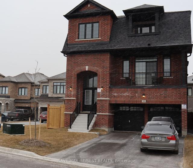 16 Great Railway Crt, House detached with 4 bedrooms, 5 bathrooms and 6 parking in Vaughan ON | Image 1