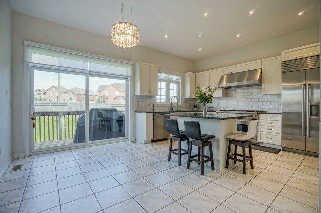 56 Morganfield Crt, House detached with 4 bedrooms, 5 bathrooms and 4 parking in Richmond Hill ON | Image 7