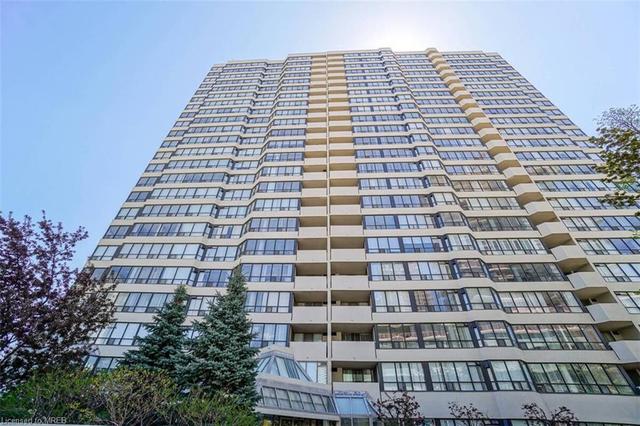 601 - 400 Webb Drive, House attached with 2 bedrooms, 1 bathrooms and 1 parking in Mississauga ON | Image 3
