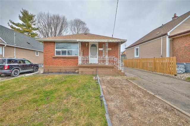 5261 Rosedale Drive, House detached with 3 bedrooms, 2 bathrooms and 5 parking in Niagara Falls ON | Image 12
