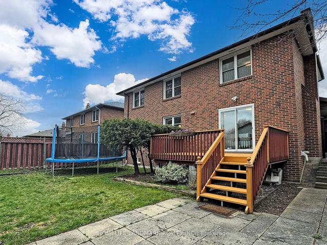 46 Kimberdale Cres N, House detached with 4 bedrooms, 4 bathrooms and 4 parking in Toronto ON | Image 17