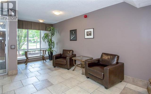 703 - 155 Kent Street, House attached with 2 bedrooms, 2 bathrooms and 1 parking in London ON | Image 25