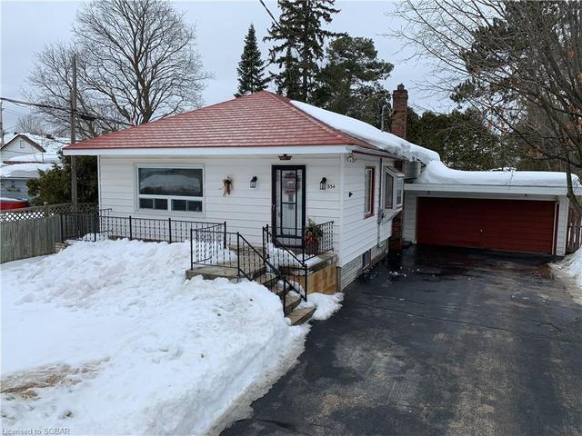334 Colborne Street, House detached with 5 bedrooms, 1 bathrooms and null parking in Midland ON | Image 1
