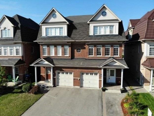 4956 Southampton Dr, House semidetached with 1 bedrooms, 1 bathrooms and 1 parking in Mississauga ON | Image 1