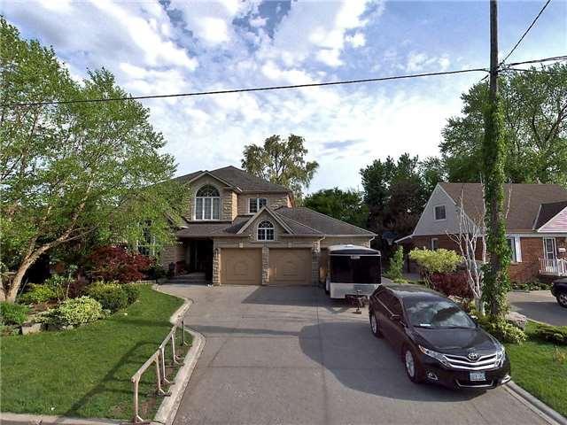 33 Noranda Dr, House detached with 4 bedrooms, 6 bathrooms and 5 parking in Toronto ON | Image 1