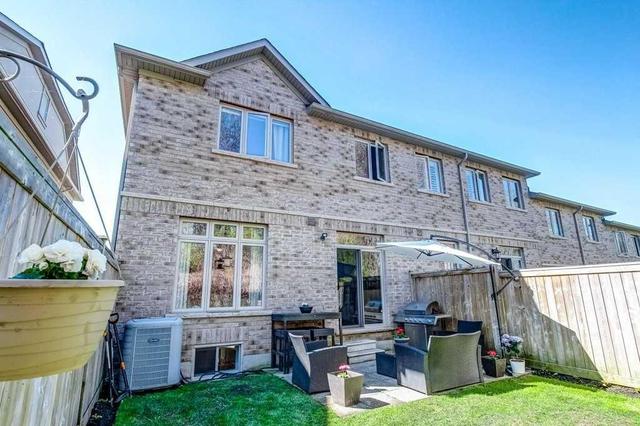 80 Oakhaven Pl, Townhouse with 3 bedrooms, 4 bathrooms and 3 parking in Hamilton ON | Image 20