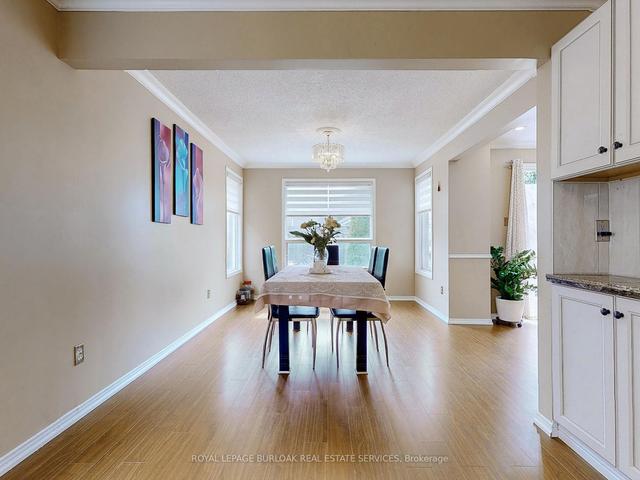341 Celtic Dr, House detached with 3 bedrooms, 4 bathrooms and 4 parking in Hamilton ON | Image 5