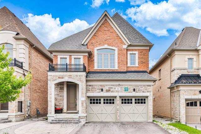 111 Holladay Dr, House detached with 4 bedrooms, 5 bathrooms and 7 parking in Aurora ON | Image 1
