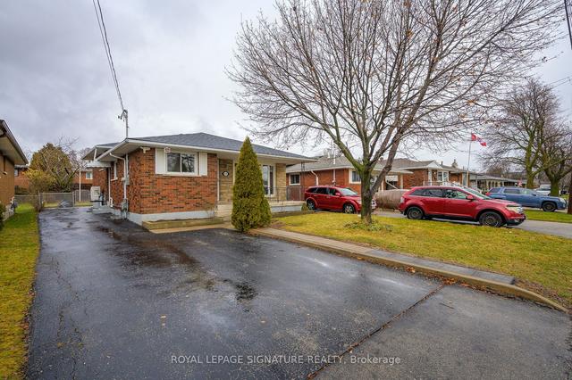 54 Moxley Dr, House detached with 3 bedrooms, 2 bathrooms and 3 parking in Hamilton ON | Image 20