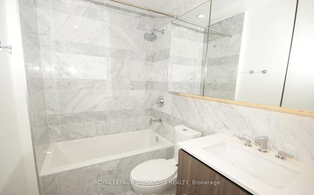 3202 - 19 Bathurst St, Condo with 1 bedrooms, 1 bathrooms and 0 parking in Toronto ON | Image 10