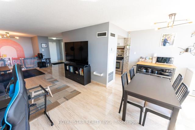 1608 - 3 Rowntree Rd, Condo with 2 bedrooms, 2 bathrooms and 1 parking in Toronto ON | Image 3