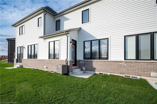220 Histand Trail, House attached with 3 bedrooms, 2 bathrooms and 2 parking in Kitchener ON | Image 18