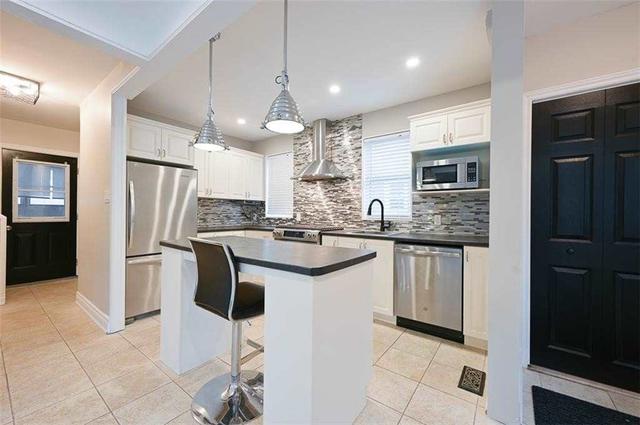 53 East 35th St, House detached with 3 bedrooms, 2 bathrooms and 3 parking in Hamilton ON | Image 25
