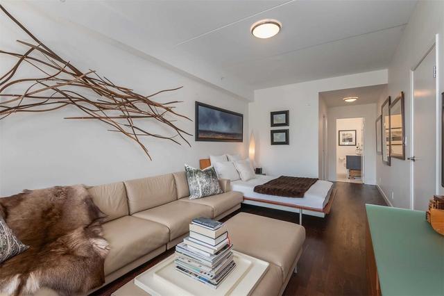 201 - 588 Annette St, Condo with 2 bedrooms, 2 bathrooms and 0 parking in Toronto ON | Image 22