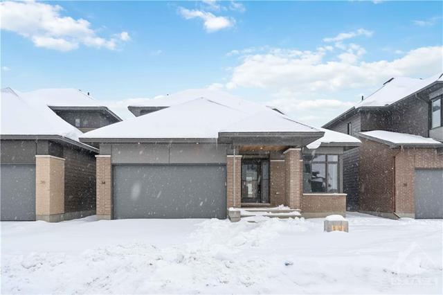 34 Opera Heights, House detached with 4 bedrooms, 4 bathrooms and 4 parking in Ottawa ON | Image 1