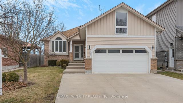 42 Cora Dr, House detached with 4 bedrooms, 3 bathrooms and 5 parking in Kitchener ON | Image 1