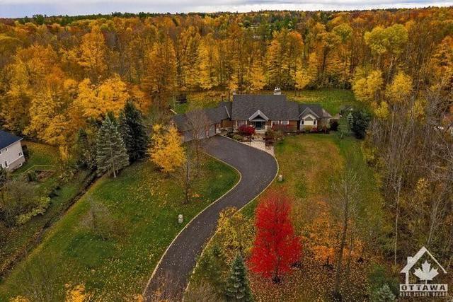 32 Marchvale Drive, House detached with 5 bedrooms, 5 bathrooms and 10 parking in Ottawa ON | Image 3