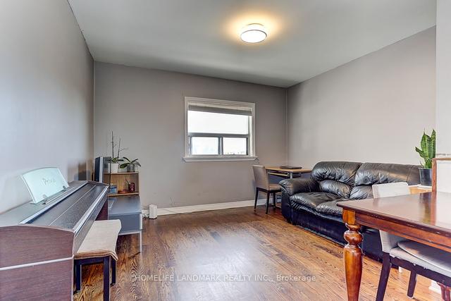 1281 Davenport Rd, House detached with 3 bedrooms, 2 bathrooms and 2 parking in Toronto ON | Image 12