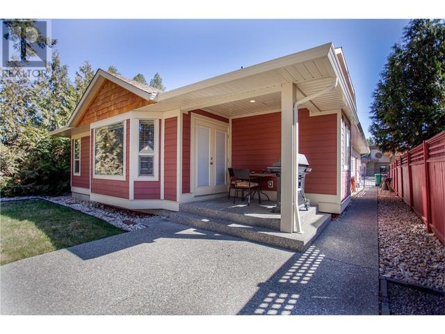 2174 Norris Avenue, House detached with 3 bedrooms, 2 bathrooms and 2 parking in Lumby BC | Image 26
