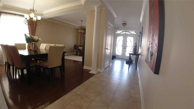 8 Darou Cres, House detached with 5 bedrooms, 4 bathrooms and 4 parking in Brampton ON | Image 19