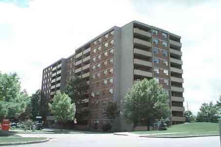 08 - 20 William Roe Blvd, Condo with 3 bedrooms, 2 bathrooms and 1 parking in Newmarket ON | Image 1
