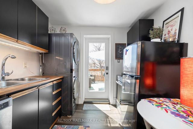 128 Emerson Ave, House detached with 3 bedrooms, 3 bathrooms and 2 parking in Toronto ON | Image 21