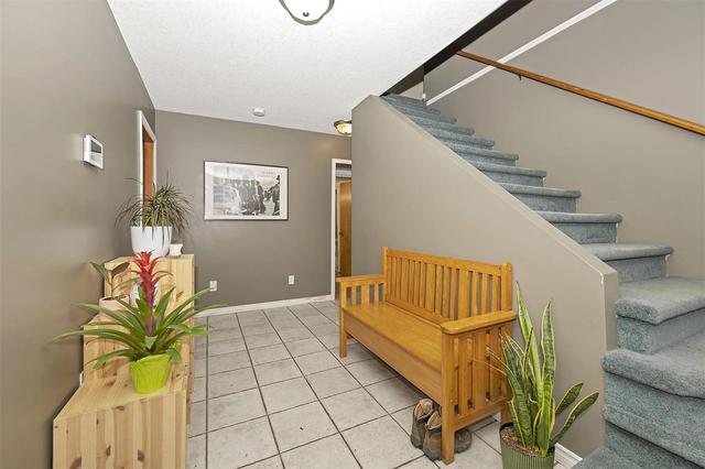 3359 Hope Drive, House detached with 4 bedrooms, 2 bathrooms and 10 parking in Spallumcheen BC | Card Image