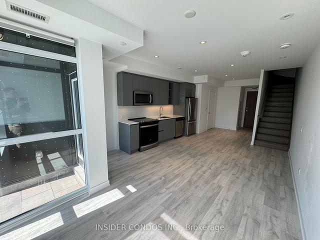 124 - 251 Manitoba St, Townhouse with 2 bedrooms, 2 bathrooms and 1 parking in Toronto ON | Image 12