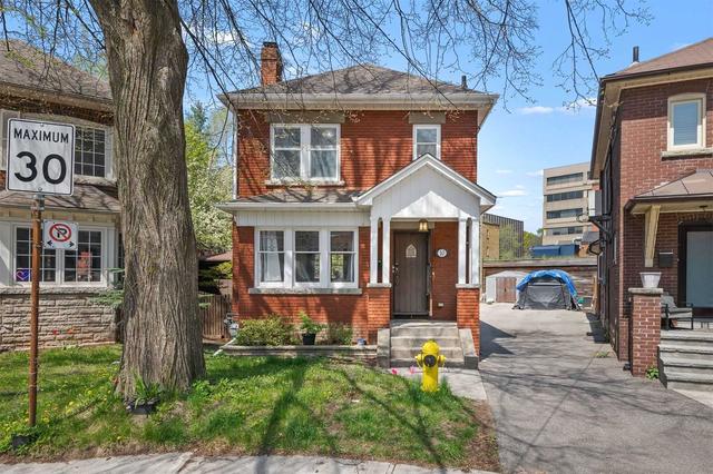 10 Duplex Cres, House detached with 3 bedrooms, 3 bathrooms and 2 parking in Toronto ON | Card Image