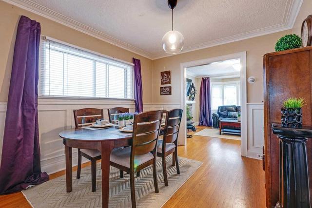 330 Sammon Ave, House detached with 2 bedrooms, 2 bathrooms and 3 parking in Toronto ON | Image 6