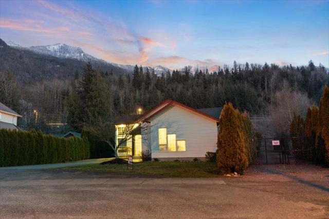 9962 Llanberis Way, House detached with 3 bedrooms, 2 bathrooms and null parking in Fraser Valley D BC | Image 31